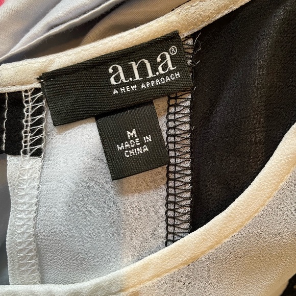 ANA a.n.a chiffon tank top shirt top size Medium in black & creamy white panels - Picture 6 of 6
